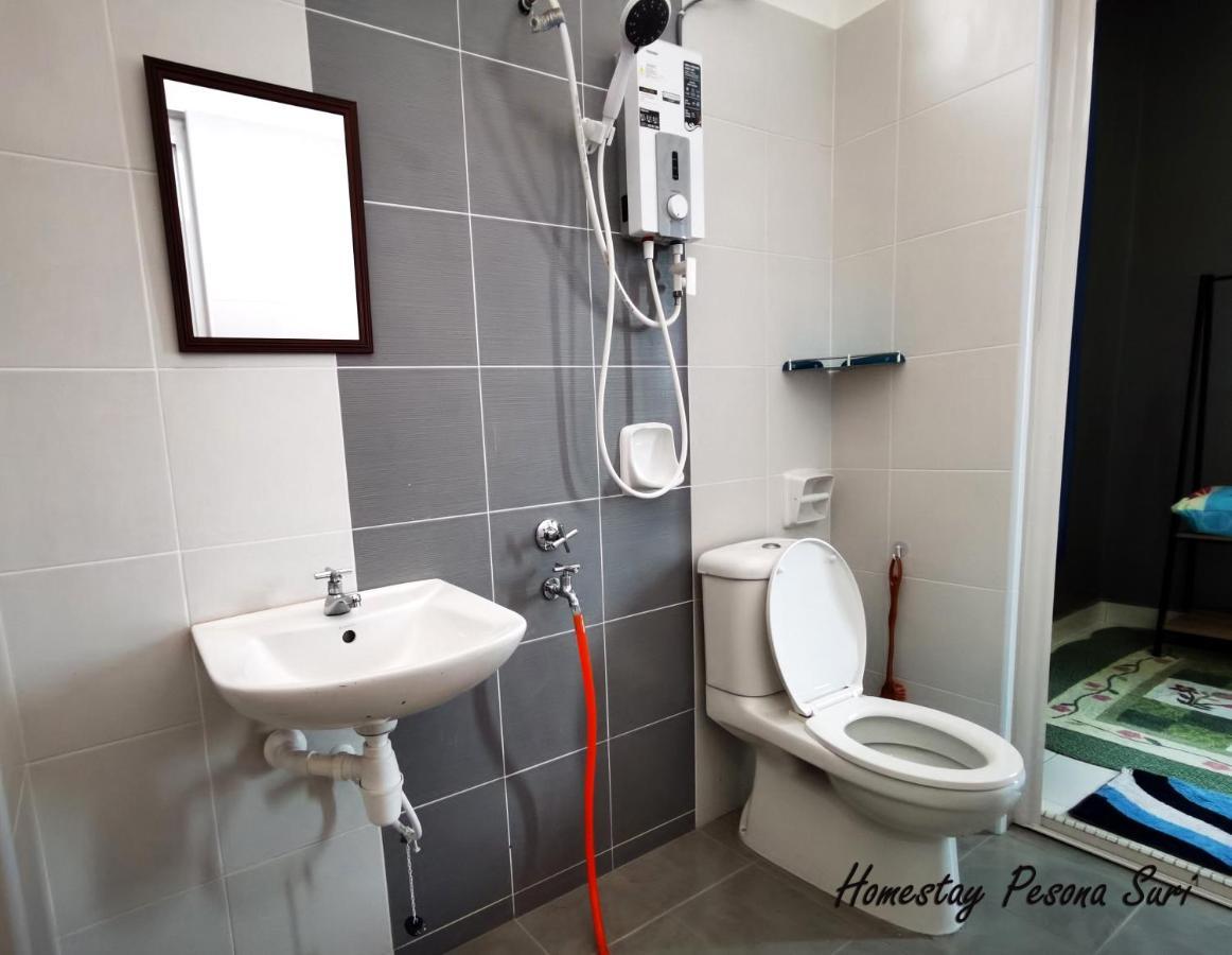 Pesona Suri Homestay Бату Пахат Екстериор снимка